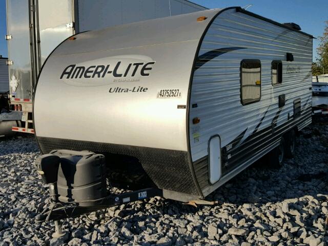 1NL1GTJ22H1123171 - 2017 AIRS TRAVEL TRA 白色 照片 2