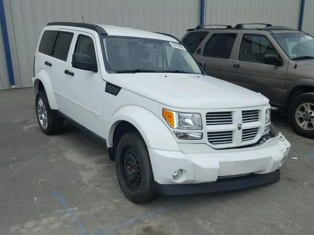 1D4PT4GK7BW600229 - 2011 DODGE NITRO HEAT WHITE photo 1