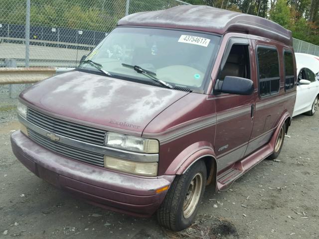 1GBDM19W0TB173288 - 1996 CHEVROLET ASTRO BURGUNDY photo 2