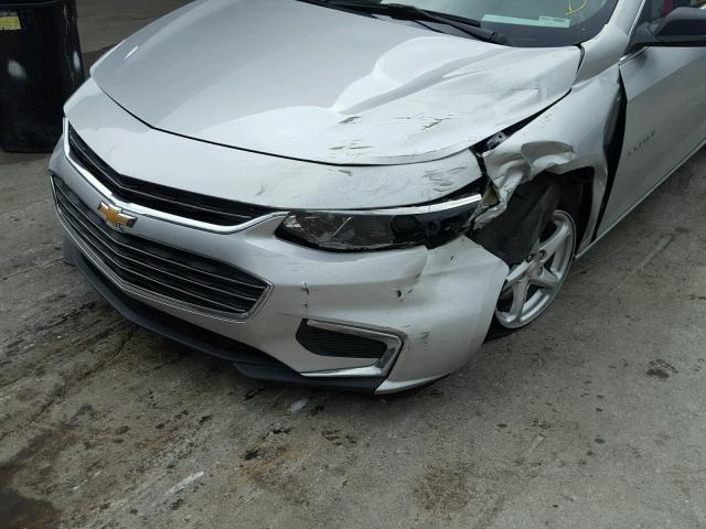 1G1ZB5ST3HF195096 - 2017 CHEVROLET MALIBU LS ვერცხლისფერი ფოტო 9