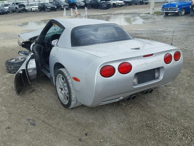 1G1YY12S925109443 - 2002 CHEVROLET CORVETTE Z SILVER photo 3