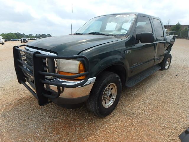 1FTNW21F01EB16077 - 2001 FORD F250 SUPER GREEN photo 2