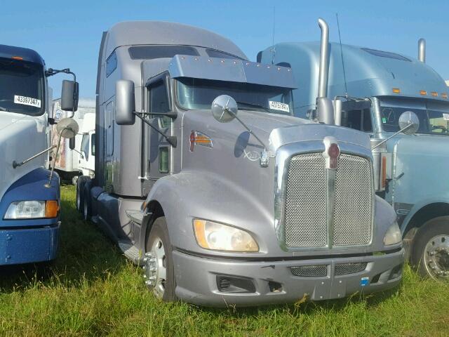 1XKADP9X0CJ317636 - 2012 KENWORTH CONSTRUCTI WHITE photo 1