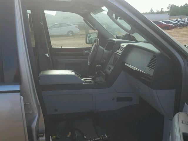 5LMFU28R34LJ38934 - 2004 LINCOLN NAVIGATOR GOLD photo 5