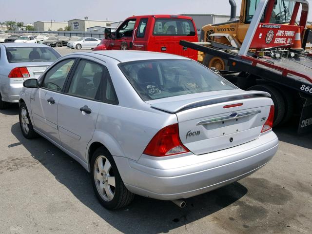 1FAFP38322W322442 - 2002 FORD FOCUS ZTS SILVER photo 3