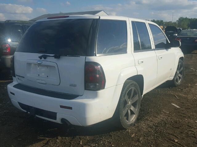 1GNET13H262246461 - 2006 CHEVROLET TRAILBLAZE WHITE photo 4