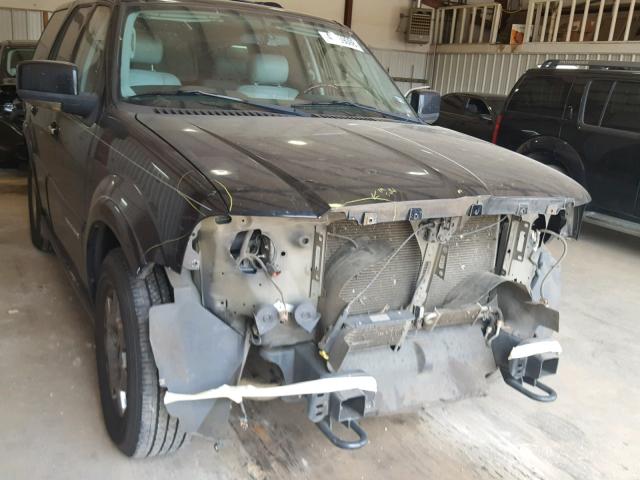 5LMFU27575LJ17956 - 2005 LINCOLN NAVIGATOR Schwarz Foto 9