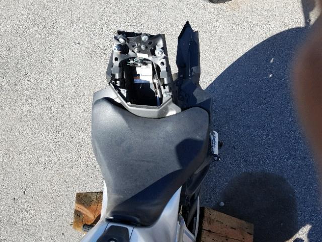 JYARM06E7HA011870 - 2017 YAMAHA FZ07 SILVER photo 6