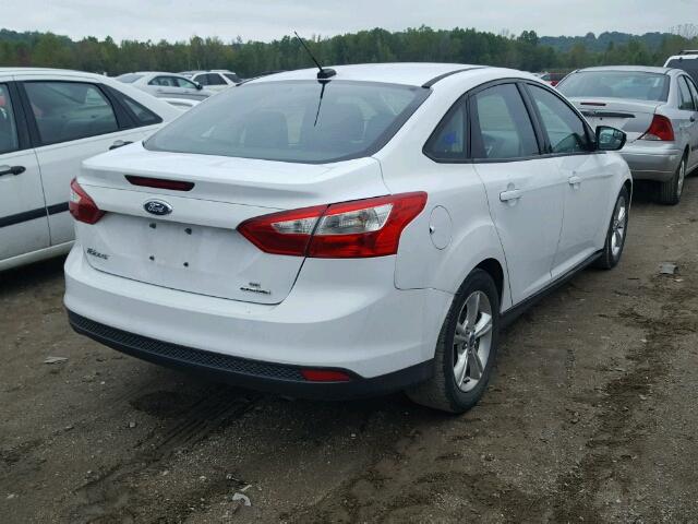 1FADP3F22EL277350 - 2014 FORD FOCUS WHITE photo 4