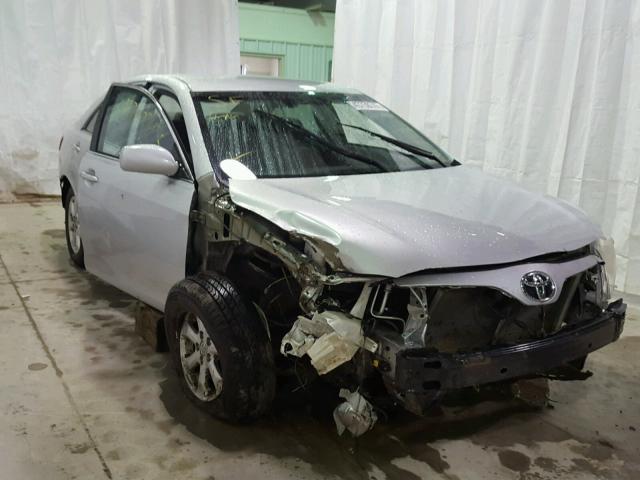 4T1BF3EK5BU179503 - 2011 TOYOTA CAMRY BASE GRAY photo 1