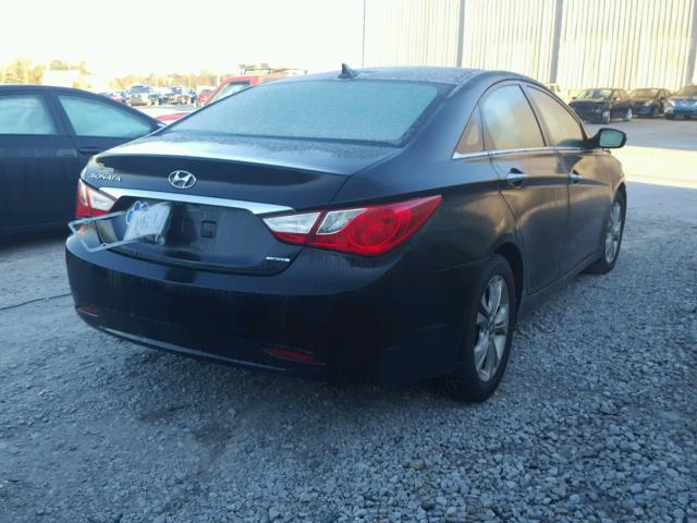 5NPEC4AC7BH133633 - 2011 HYUNDAI SONATA SE BLACK photo 4