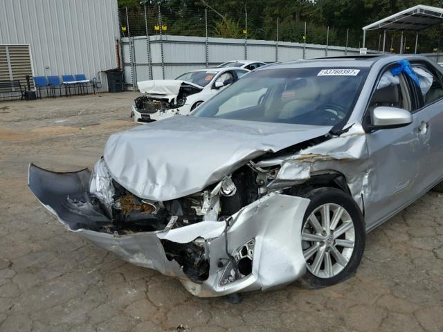 4T1BK1FK3DU021548 - 2013 TOYOTA CAMRY SE SILVER photo 9