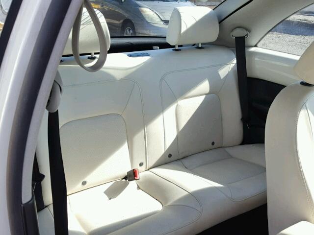 3VWFG31C58M521379 - 2008 VOLKSWAGEN NEW BEETLE 白色 照片 6