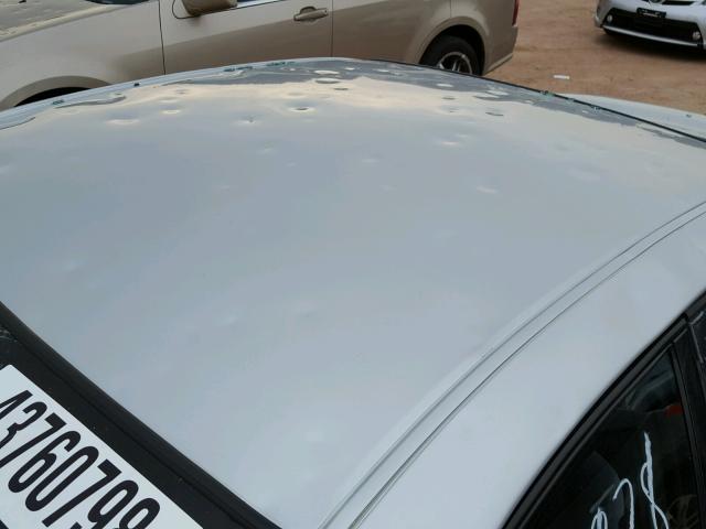 1G2WK52J41F132687 - 2001 PONTIAC GRAND PRIX SILVER photo 9