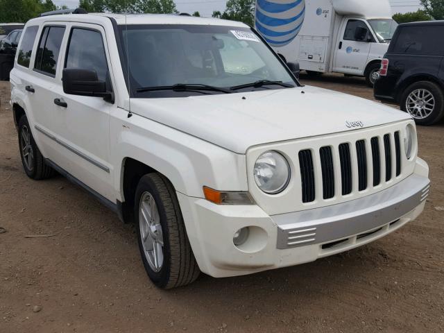 1J8FF48W48D778534 - 2008 JEEP PATRIOT LI WHITE photo 1