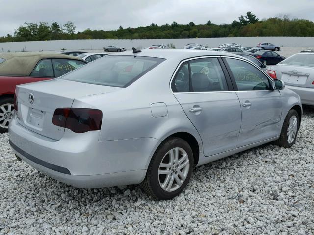 3VWDG71K07M100576 - 2007 VOLKSWAGEN JETTA 2.5 SILVER photo 4