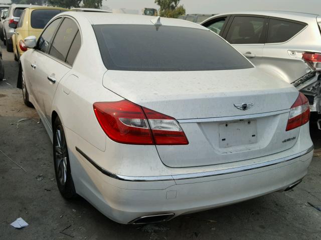 KMHGC4DD1DU237200 - 2013 HYUNDAI GENESIS WHITE photo 3