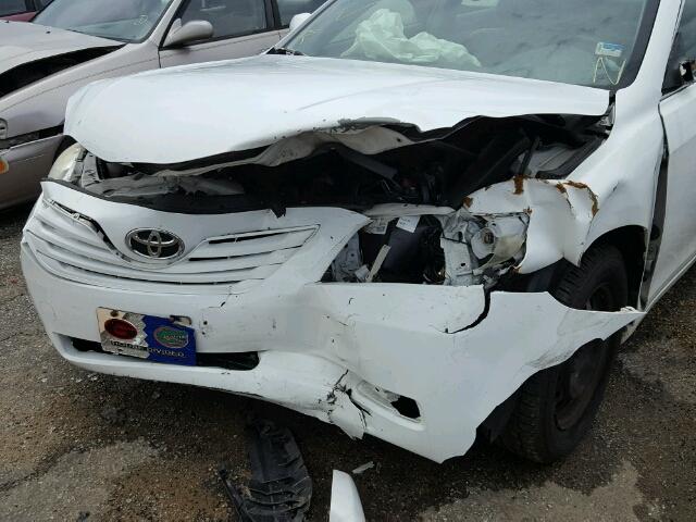 JTNBE46K673054238 - 2007 TOYOTA CAMRY NEW WHITE photo 9