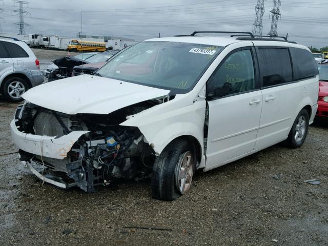 2C4RDGCGXCR322071 - 2012 DODGE GRAND CARA WHITE photo 2