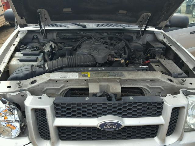 1FMZU77E43UA26115 - 2003 FORD EXPLORER S SILVER photo 7