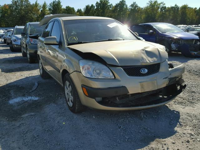 KNADE123686401400 - 2008 KIA RIO BASE GOLD photo 1