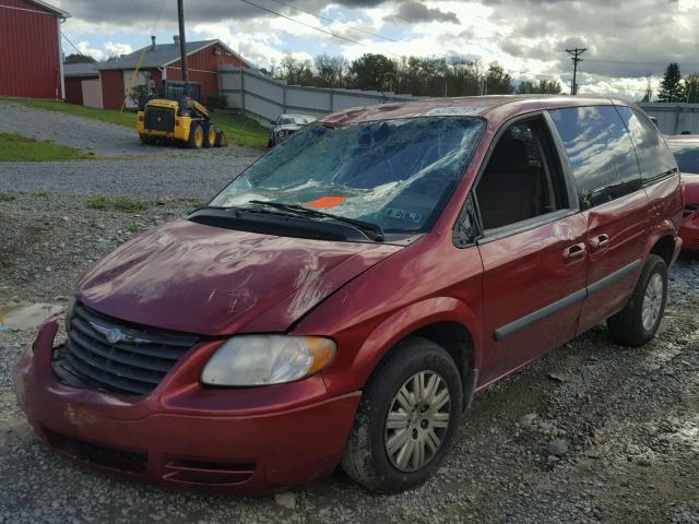 1A4GJ45R47B180439 - 2007 CHRYSLER TOWN & COU RED photo 2