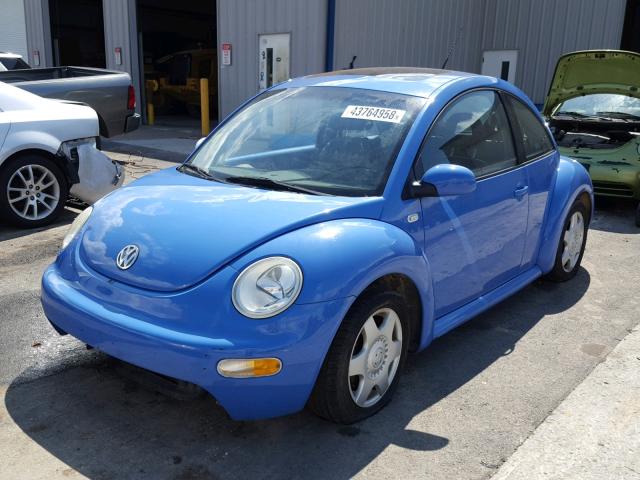 3VWCD21C01M431763 - 2001 VOLKSWAGEN NEW BEETLE BLUE photo 2