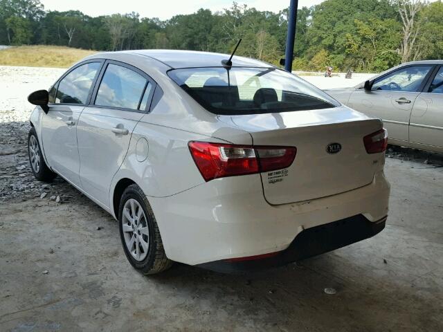 KNADM4A3XG6632689 - 2016 KIA RIO LX WHITE photo 3