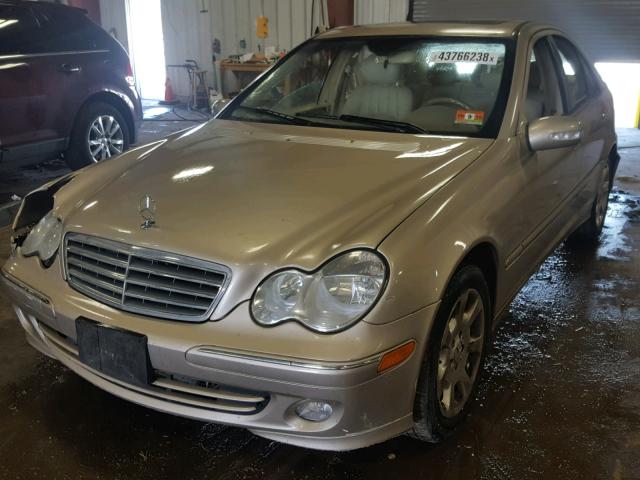 WDBRF81J55F561194 - 2005 MERCEDES-BENZ C 240 4MAT BEIGE photo 2