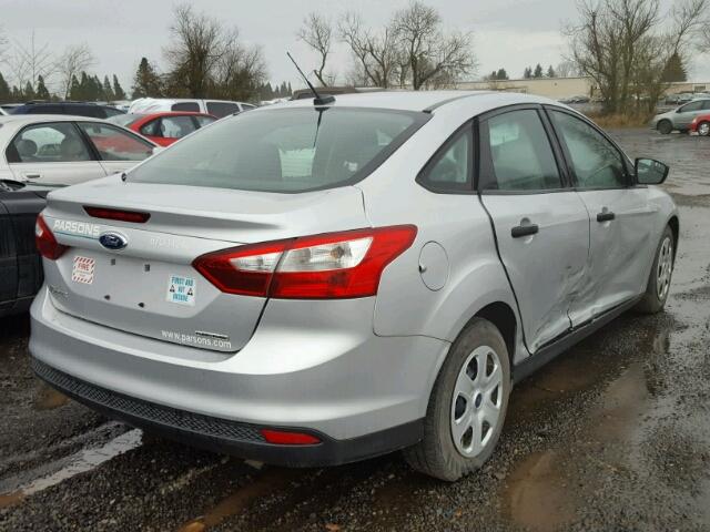 1FADP3E24DL312714 - 2013 FORD FOCUS GRAY photo 4