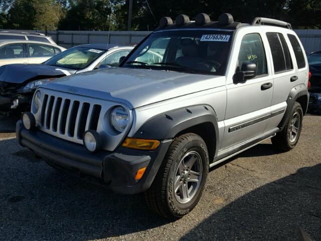 1J4GK38K76W131541 - 2006 JEEP LIBERTY RE SILVER photo 2