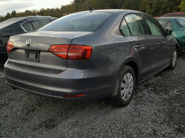 3VW2K7AJ5FM299426 - 2015 VOLKSWAGEN JETTA GRAY photo 4