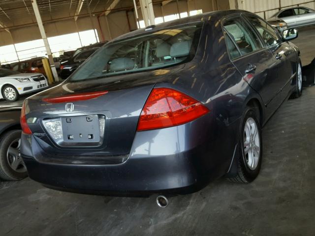 1HGCM56847A039921 - 2007 HONDA ACCORD GRAY photo 4