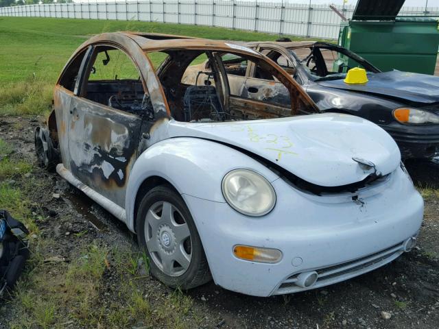 3VWCD21C2YM478495 - 2000 VOLKSWAGEN NEW BEETLE 烧焦的 照片 1