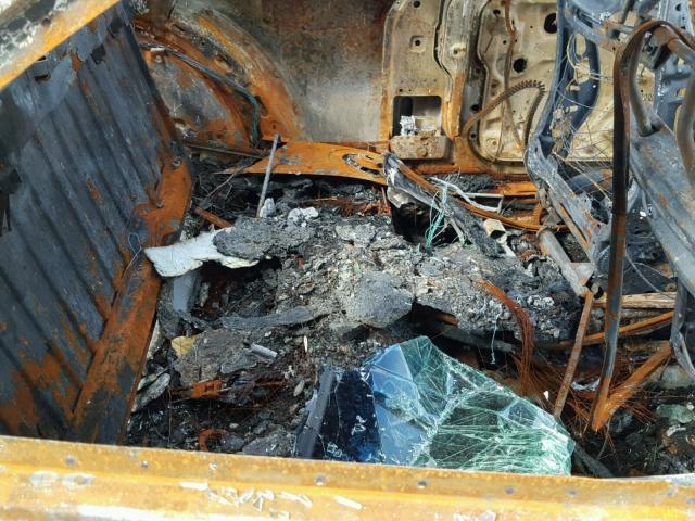 3VWCD21C2YM478495 - 2000 VOLKSWAGEN NEW BEETLE 烧焦的 照片 6