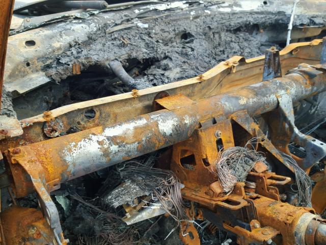 3VWCD21C2YM478495 - 2000 VOLKSWAGEN NEW BEETLE 烧焦的 照片 8