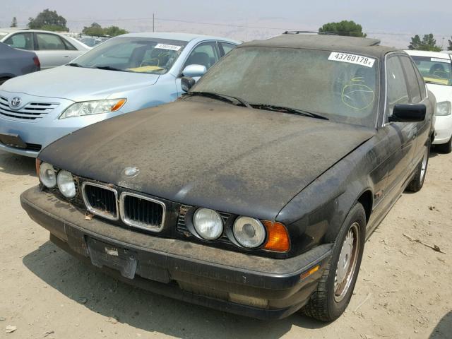 WBAHD6329SGK48892 - 1995 BMW 525 I AUTO BLACK photo 2