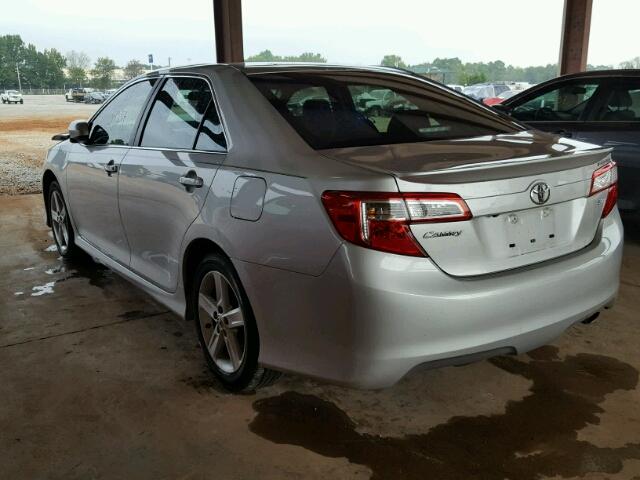 4T1BF1FKXEU386766 - 2014 TOYOTA CAMRY L SILVER photo 3