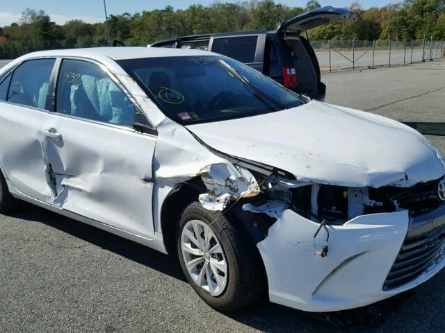 4T4BF1FK5GR573907 - 2016 TOYOTA CAMRY LE WHITE photo 9