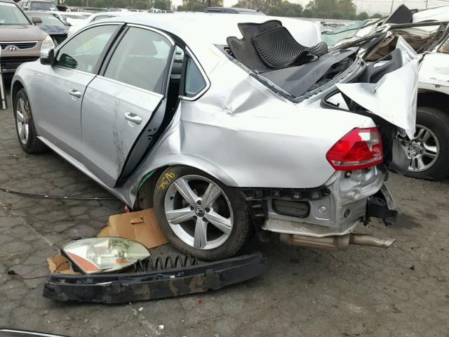 1VWAT7A32EC032190 - 2014 VOLKSWAGEN PASSAT S فضي صورة 3