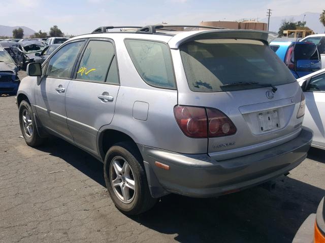 JT6HF10U6Y0097542 - 2000 LEXUS RX 300 SILVER photo 3