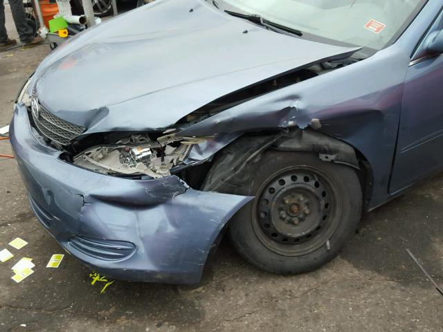 4T1BE32K02U568816 - 2002 TOYOTA CAMRY BLUE photo 9