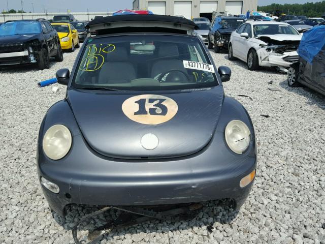 3VWCM31Y95M310818 - 2005 VOLKSWAGEN NEW BEETLE 灰色 照片 7