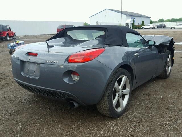 1G2MB35B98Y108304 - 2008 PONTIAC SOLSTICE GRAY photo 4