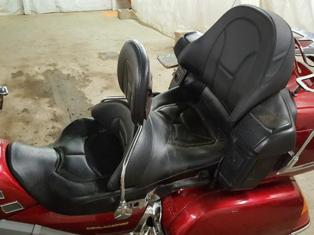 1HFSC47004A302083 - 2004 HONDA GL1800 RED photo 6