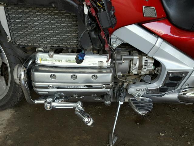 1HFSC47004A302083 - 2004 HONDA GL1800 RED photo 7