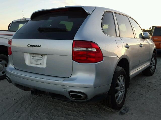 WP1AA29P59LA06531 - 2009 PORSCHE CAYENNE SILVER photo 4