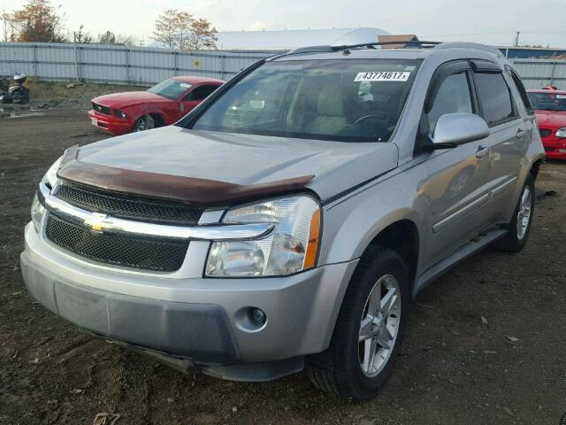 2CNDL73F266156828 - 2006 CHEVROLET EQUINOX LT SILVER photo 2