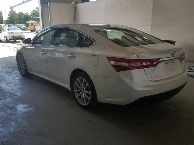4T1BK1EB4DU070680 - 2013 TOYOTA AVALON BAS WHITE photo 3
