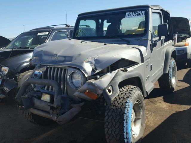 1J4FA49S0YP768299 - 2000 JEEP WRANGLER / GRAY photo 2